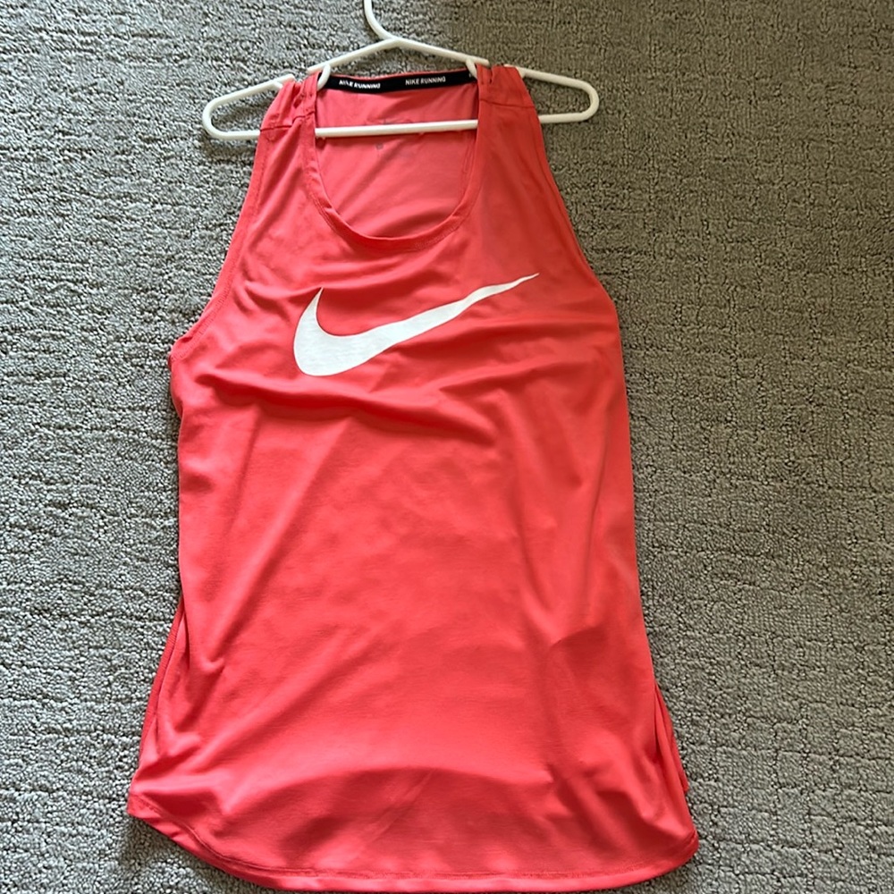 Brand new salmon xs Nike tank top